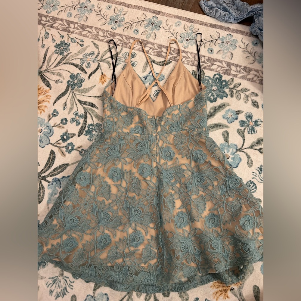 Forever 21 Blue Floral Lace Dress - Picture 9 of 9